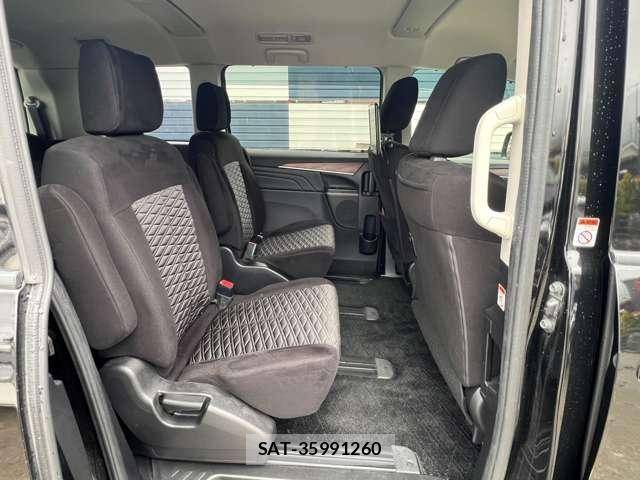 Mitsubishi DELICA 2020-03 5866607-13