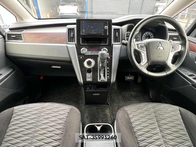 Mitsubishi DELICA 2020-03 5866607-18