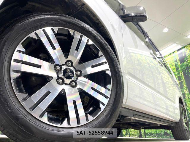 Mitsubishi DELICA 2022-05 5866569-14