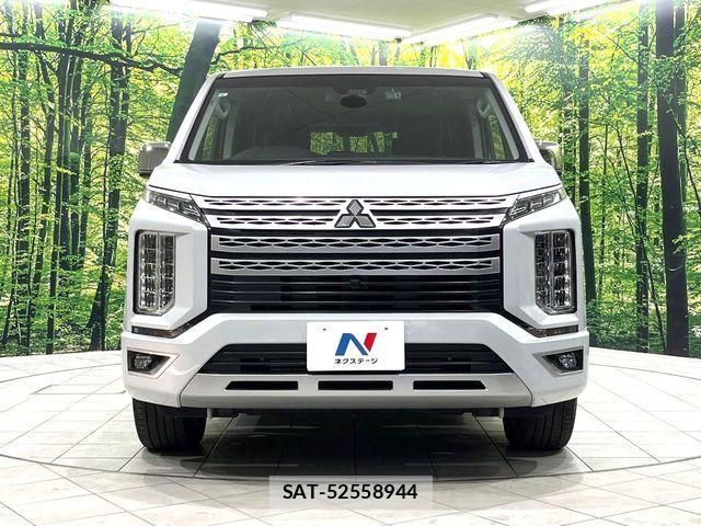 Mitsubishi DELICA 2022-05 5866569-15