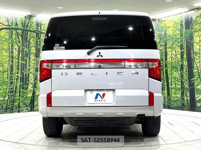 Mitsubishi DELICA 2022-05 5866569-16