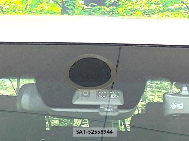 Mitsubishi DELICA 2022-05 5866569-5