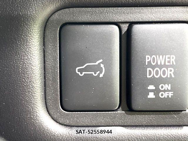 Mitsubishi DELICA 2022-05 5866569-7