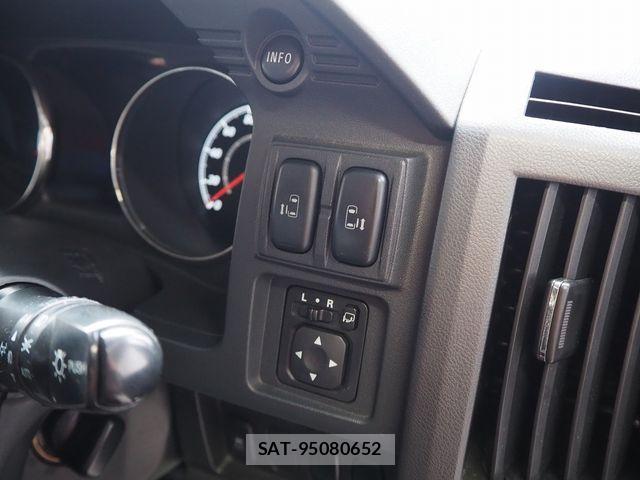Mitsubishi DELICA 2013-01 6003957-17