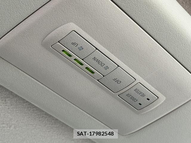 Mitsubishi DELICA 2021-04 6003880-26
