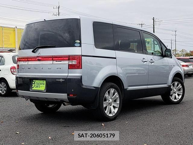 Mitsubishi DELICA 2010-03 6003942-1