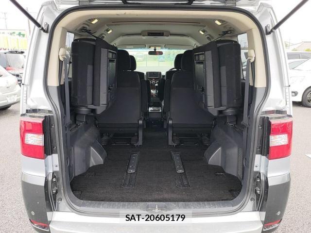 Mitsubishi DELICA 2010-03 6003942-26
