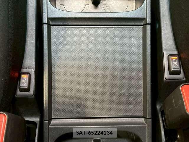 Mitsubishi DELICA 2018-02 6003867-9
