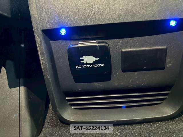 Mitsubishi DELICA 2018-02 6003867-8