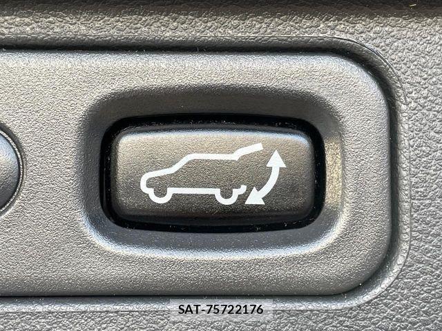 Mitsubishi DELICA 2020-11 6003826-7