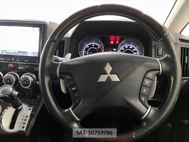 Mitsubishi DELICA 2016-05 6213943-10