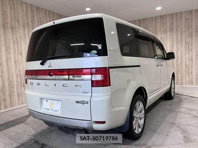 Mitsubishi DELICA 2016-05 6213943-17