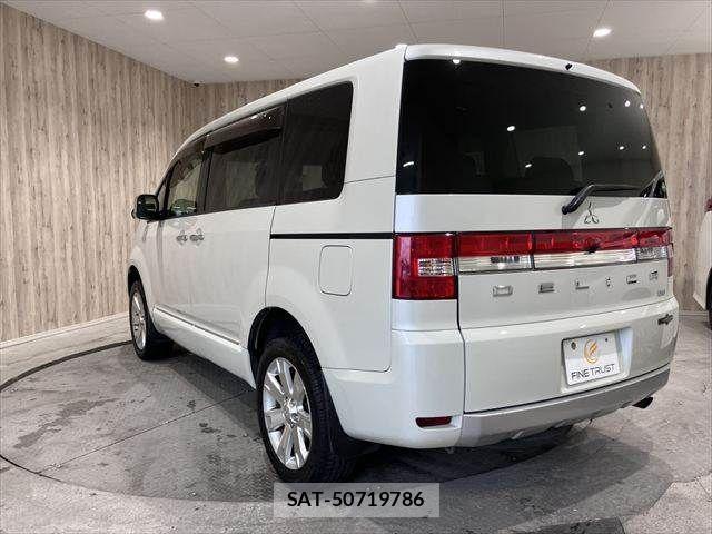 Mitsubishi DELICA 2016-05 6213943-19