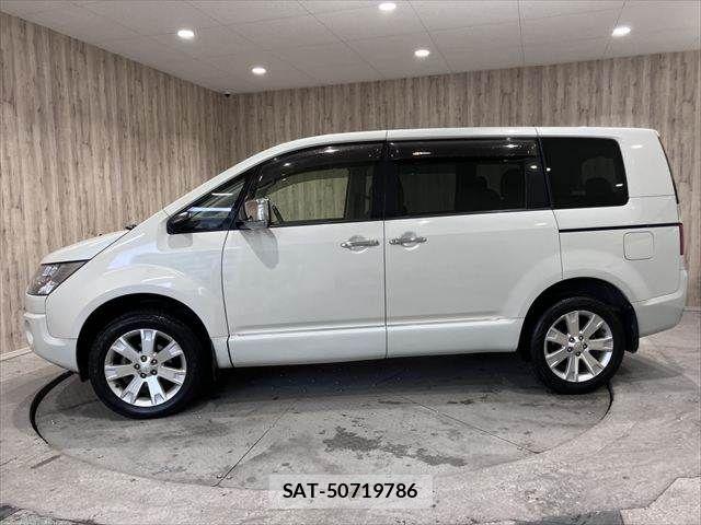 Mitsubishi DELICA 2016-05 6213943-20