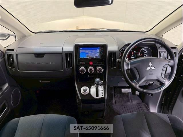 Mitsubishi DELICA 2015-06 6213924-11