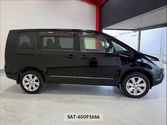 Mitsubishi DELICA 2015-06 6213924-4