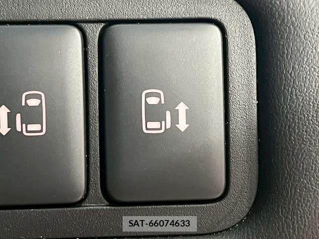 Mitsubishi DELICA 2024-08 6213884-8