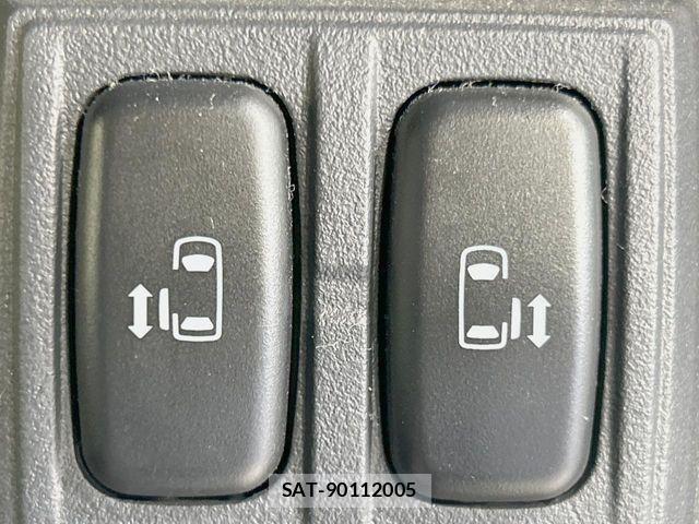 Mitsubishi DELICA 2015-01 6213919-5