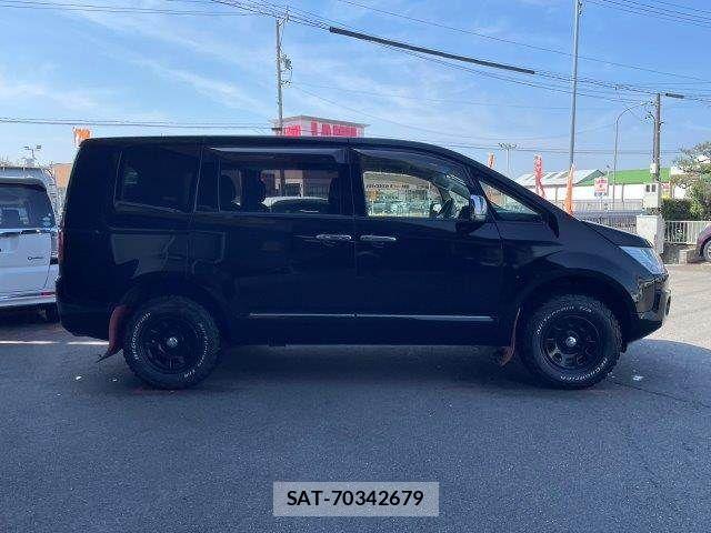Mitsubishi DELICA 2015-08 6213951-21