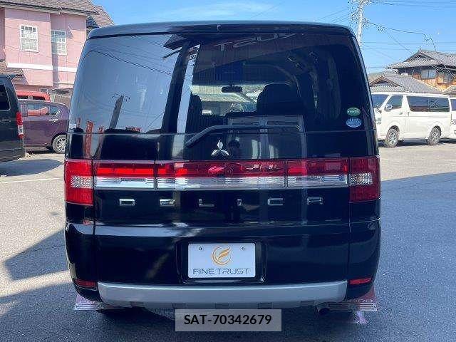Mitsubishi DELICA 2015-08 6213951-23