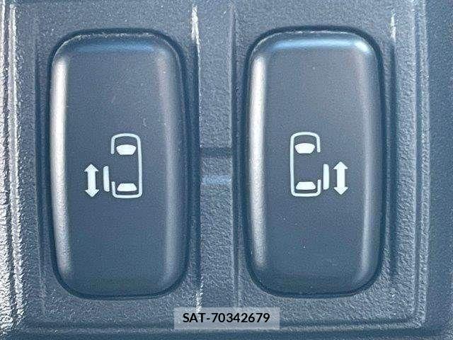 Mitsubishi DELICA 2015-08 6213951-8