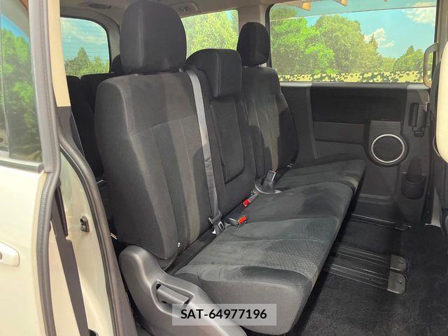 Mitsubishi DELICA 2018-10 6243517-8