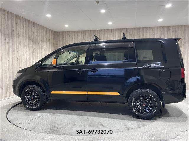 Mitsubishi DELICA 2017-10 6243519-18