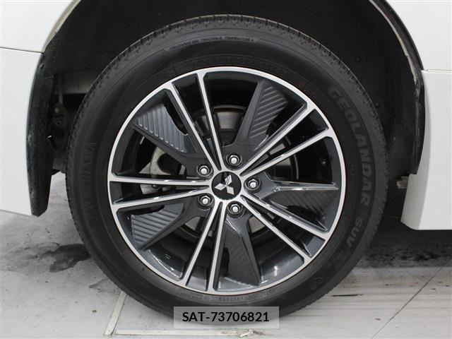 Mitsubishi DELICA 2020-09 6243518-23