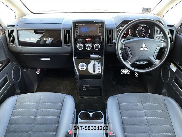 Mitsubishi DELICA 2017-11 6243521-1