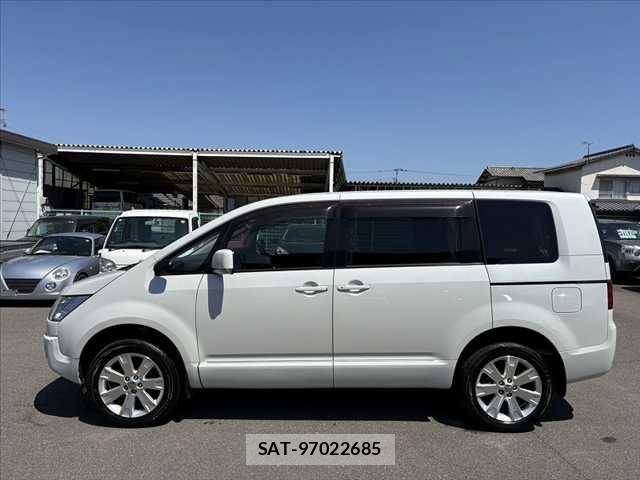 Mitsubishi DELICA 2016-04 6243535-11