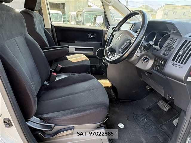 Mitsubishi DELICA 2016-04 6243535-16