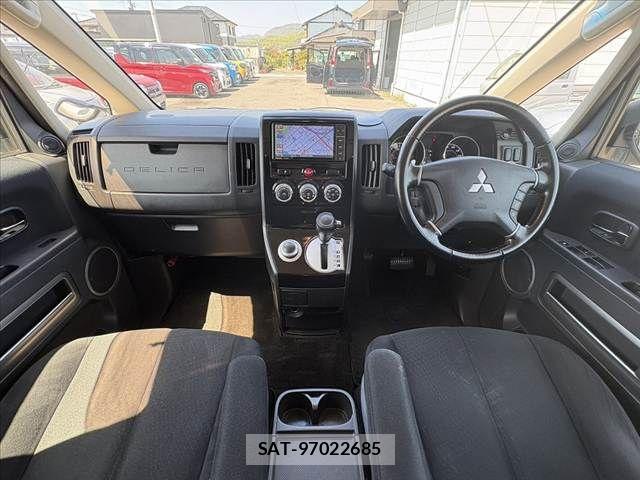 Mitsubishi DELICA 2016-04 6243535-1