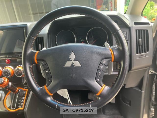 Mitsubishi DELICA 2017-12 6263874-13
