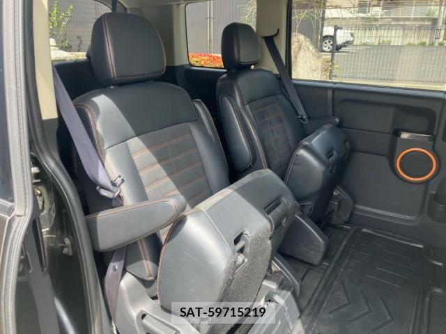 Mitsubishi DELICA 2017-12 6263874-23