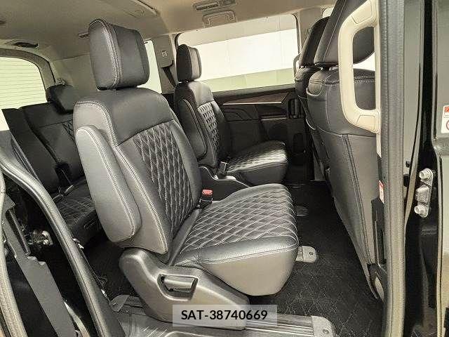 Mitsubishi DELICA 2020-08 6276127-5