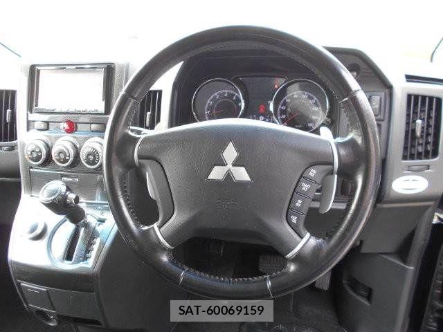 Mitsubishi DELICA 2011-09 6271491-12