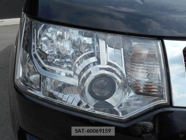 Mitsubishi DELICA 2011-09 6271491-24