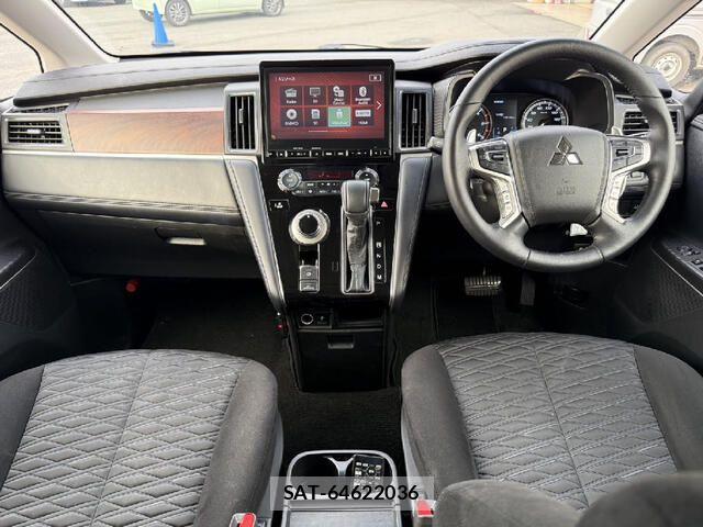 Mitsubishi DELICA 2021-11 6271480-4