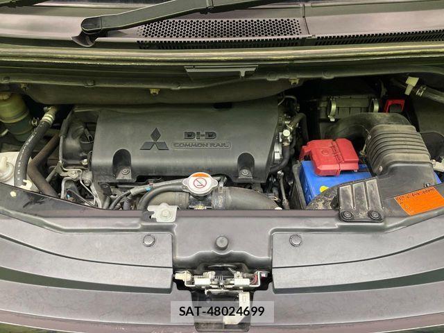 Mitsubishi DELICA 2017-09 6271487-18