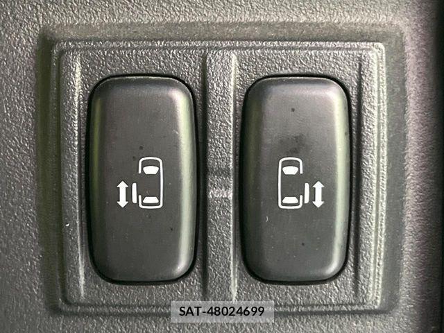 Mitsubishi DELICA 2017-09 6271487-5