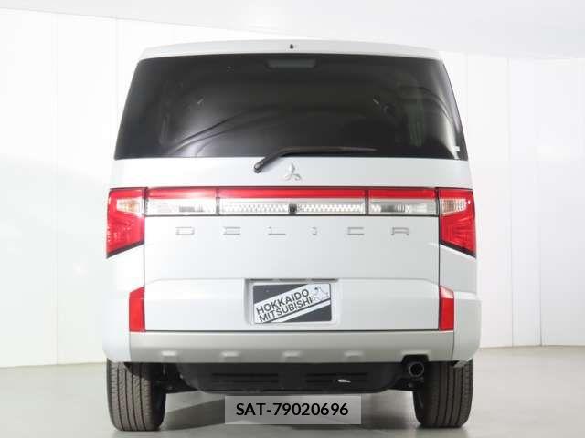 Mitsubishi DELICA 2024-06 6303703-18