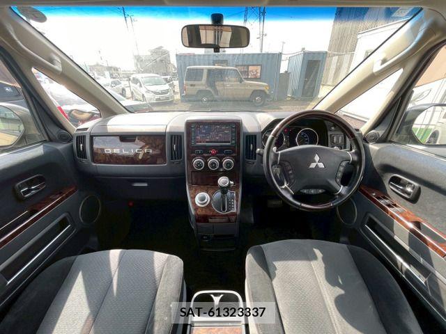 Mitsubishi DELICA 2009-11 6496914-2