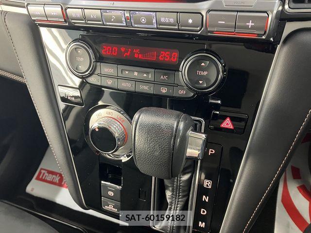 Mitsubishi DELICA 2022-07 6496807-28