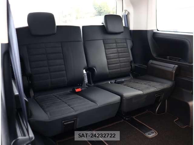Mitsubishi DELICA 2022-10 6496802-9