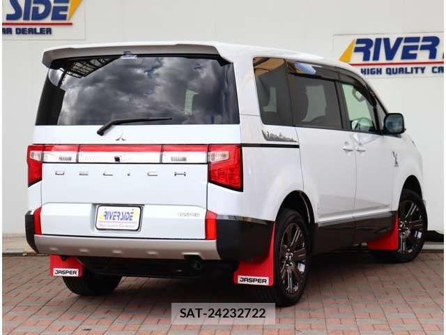 Mitsubishi DELICA 2022-10 6496802-2