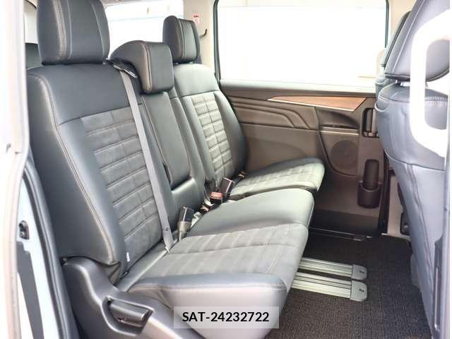 Mitsubishi DELICA 2022-10 6496802-8