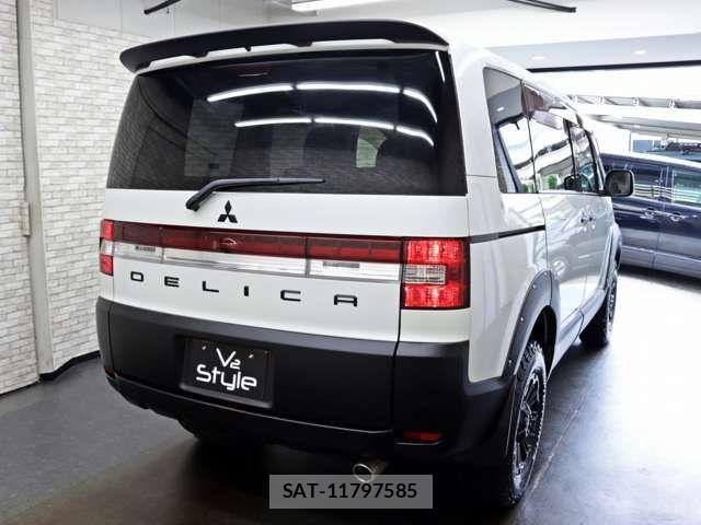 Mitsubishi DELICA 2017-09 6496859-17