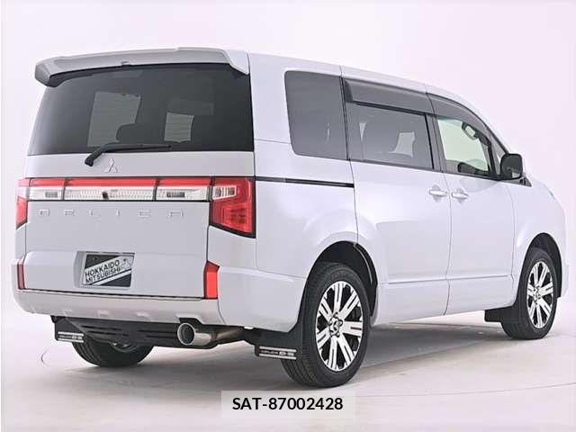 Mitsubishi DELICA 2022-05 6496818-17