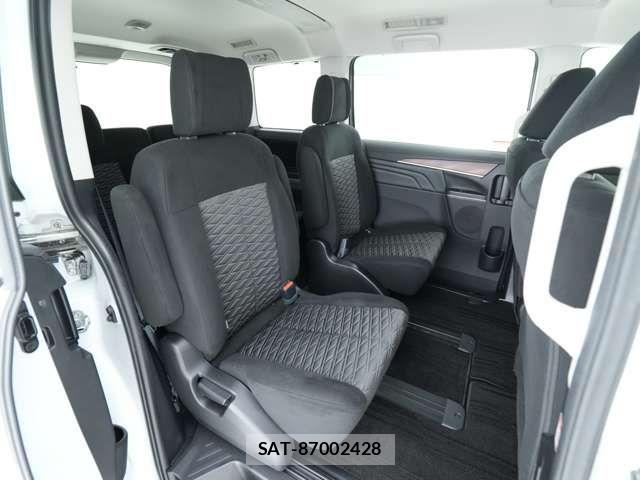 Mitsubishi DELICA 2022-05 6496818-8