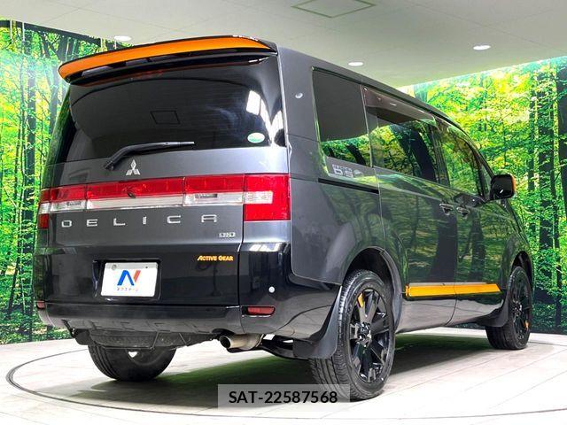Mitsubishi DELICA 2017-08 6496858-17